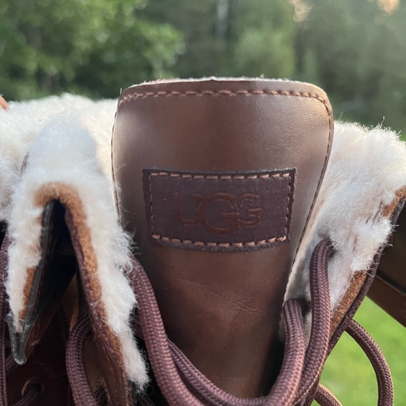 Uggs winter boots - Picture 2 of 10